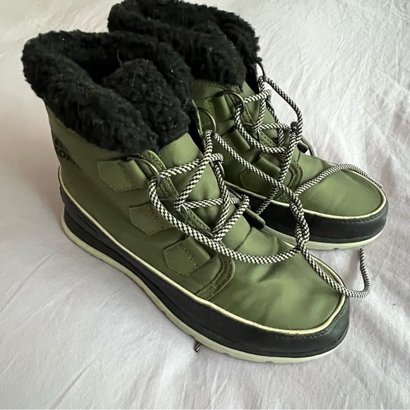 WOMEN'S SOREL EXPLORER CARNIVAL BOOT Waterproof winter snow boots 7.5 - Picture 4 of 9